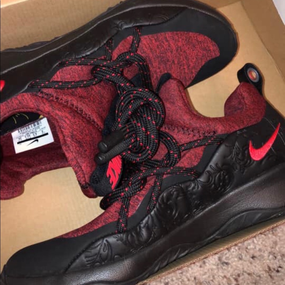 Nike shoes